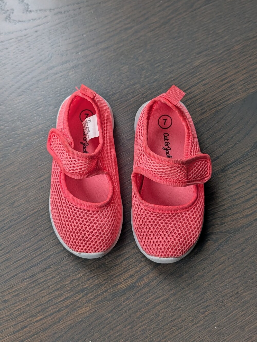 Cat & Jack Toddler Girls Coral Pink Mesh Water Shoes Size 7